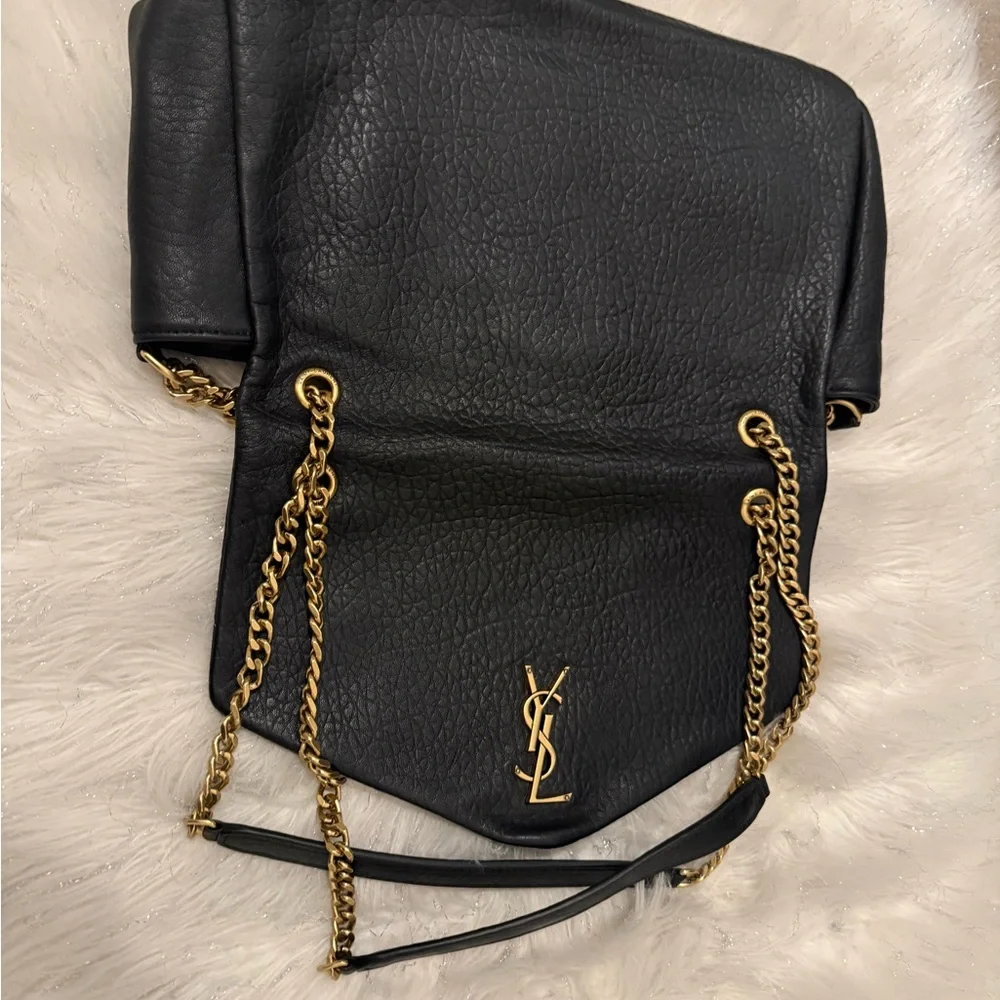 Yves Saint Laurent Black Shoulder Bag with Gold Chain - Picture 3 of 3